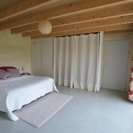 Bed and Breakfast D'hotes La Folie Vouhé